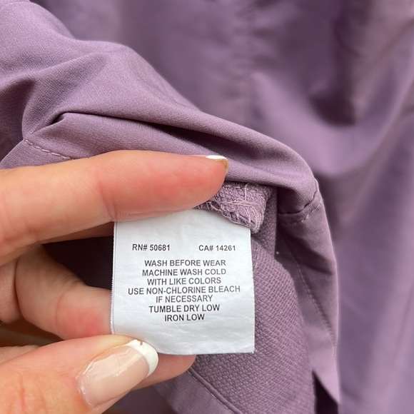 Purple scrub top - Picture 7 of 7